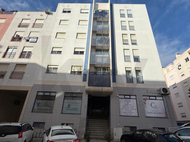 Apartamento venda em Afonso Costa, Setúbal
