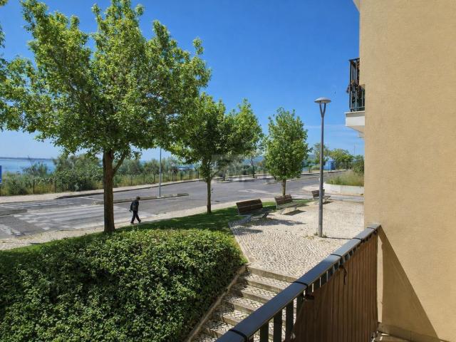 Apartamento venda em Santos Nicolau, Setúbal