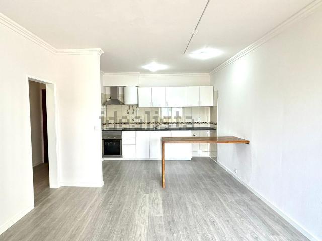 Apartamento venda em Afonso Costa, Setúbal