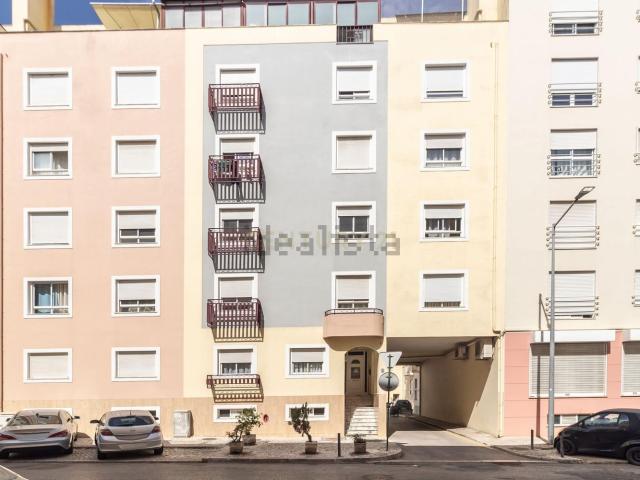 Apartamento venda em Camarinha, Setúbal