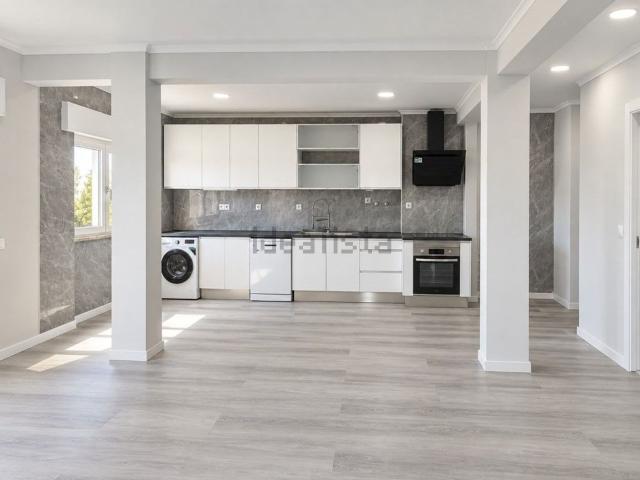 Apartamento venda em Fonte do Lavra, Setúbal