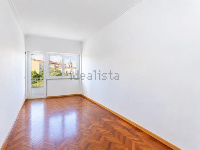 Apartamento alugar em São Vicente de Fora, Lisboa
