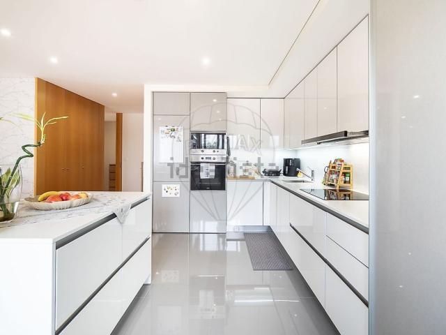 Apartamento venda em Santa Maria Da Feira, Aveiro