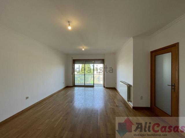 Apartamento venda em Santa Maria Da Feira, Aveiro