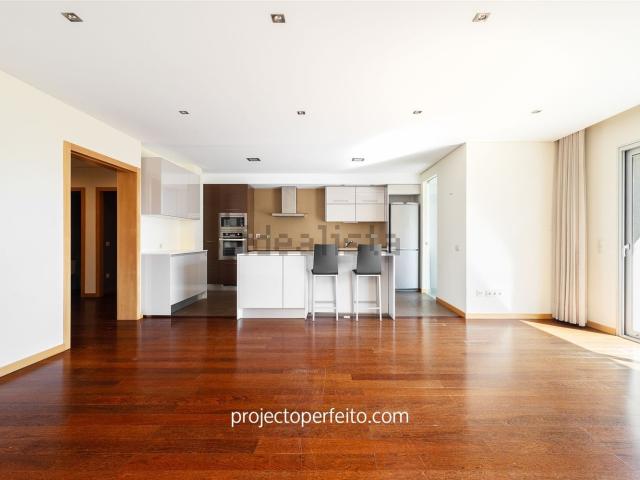 Apartamento venda em Santa Maria Da Feira, Aveiro