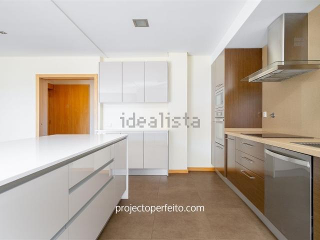 Apartamento venda em Santa Maria Da Feira, Aveiro