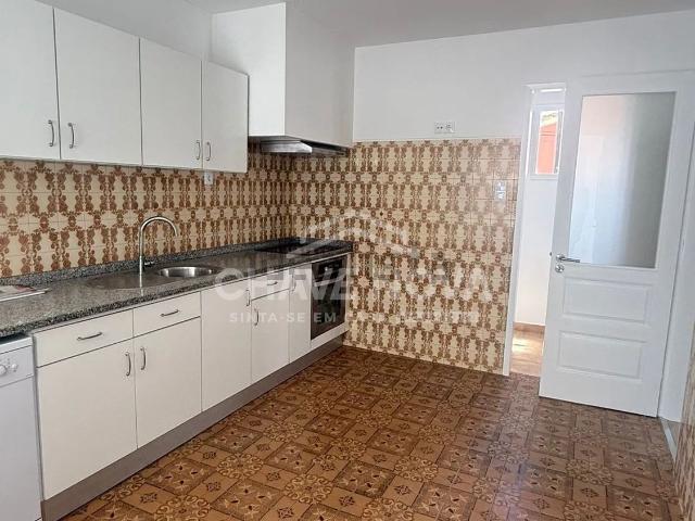 Apartamento alugar em Santa Maria Da Feira, Aveiro