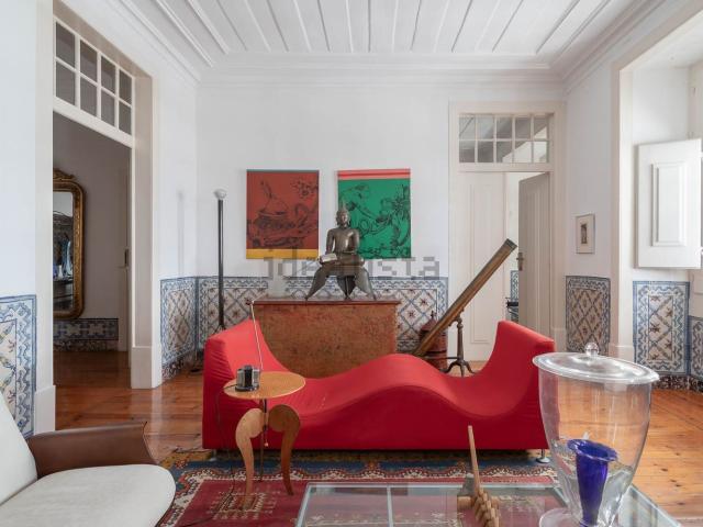 Apartamento venda em Santa Maria Maior, Lisboa