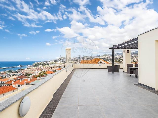 Apartamento venda em Santa Maria Maior, Rochinha