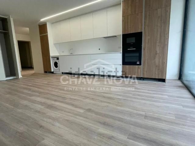 Apartamento venda em Lugar do Castelo, Vila Nova De Gaia