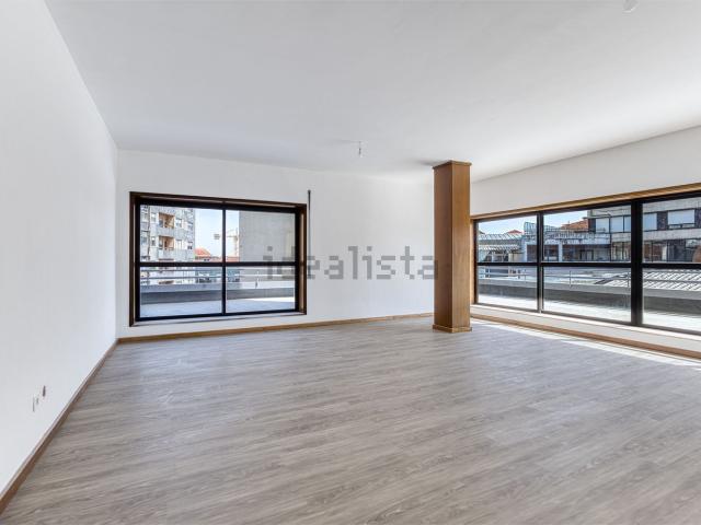 Apartamento venda em Devesas, Vila Nova De Gaia