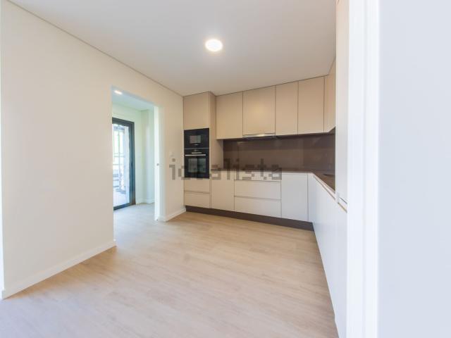 Apartamento venda em Devesas, Vila Nova De Gaia