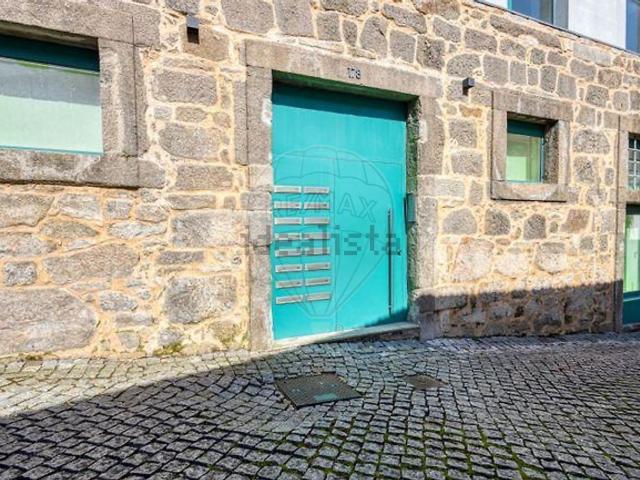 Apartamento venda em Lugar do Castelo, Vila Nova De Gaia