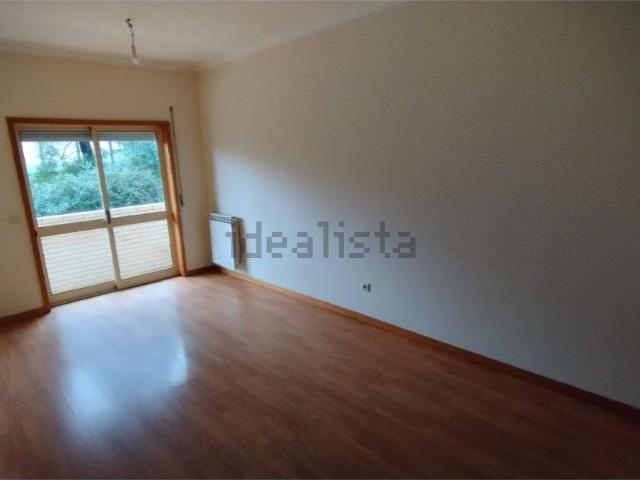 Apartamento alugar em Vila Nova De Gaia, Santa Marinha