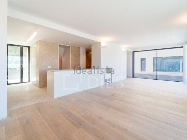 Apartamento venda em Lugar do Castelo, Vila Nova De Gaia