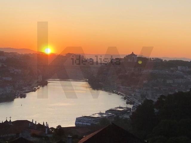Apartamento alugar em Vila Nova De Gaia, Lugar do Castelo