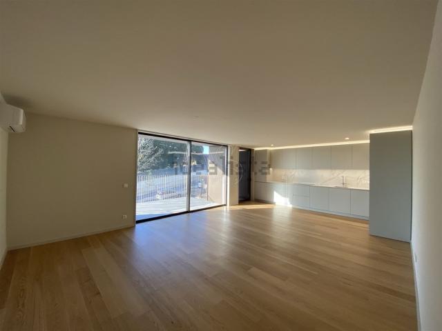Apartamento venda em Devesas, Vila Nova De Gaia