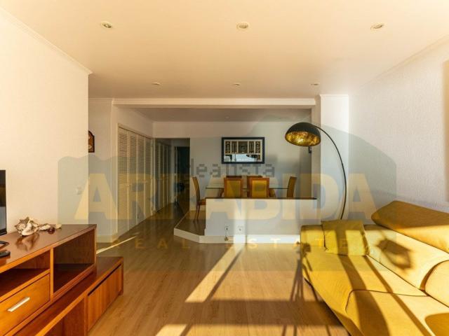 Apartamento venda em Santiago, Sesimbra
