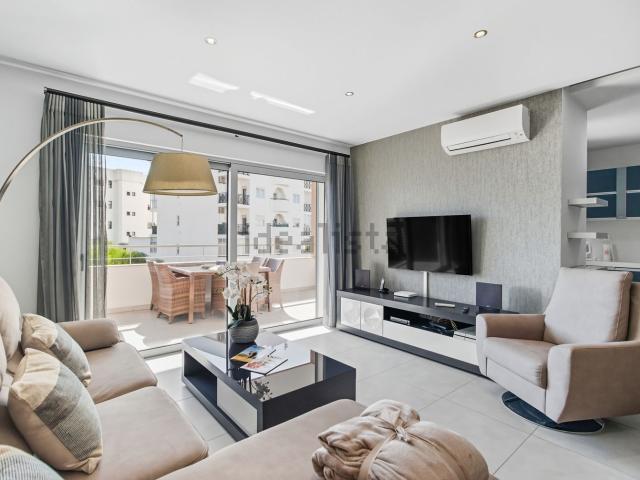 Apartamento alugar em Bairro Chesgal, Lagos