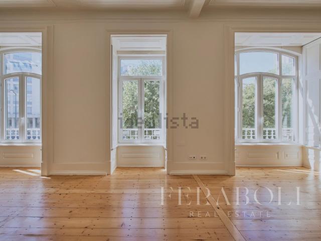 Apartamento venda em Santo António, Lisboa
