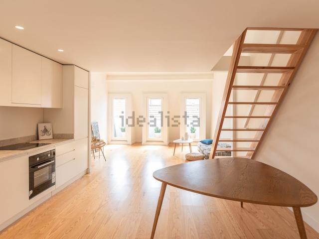 Duplex venda em Santo António, Lisboa