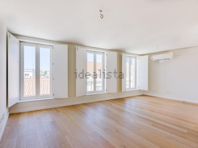 Duplex venda em Santo António, Lisboa