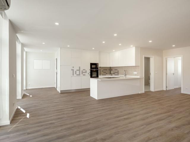 Apartamento venda em Rato, Lisboa