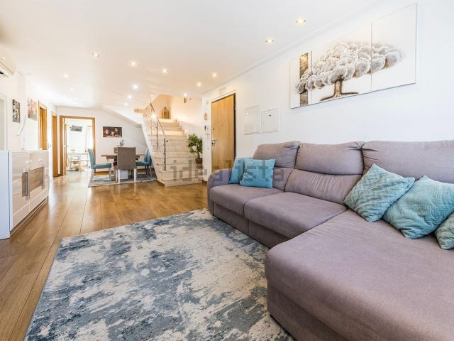 Duplex venda em Cidade Sol, Santo António Da Charneca