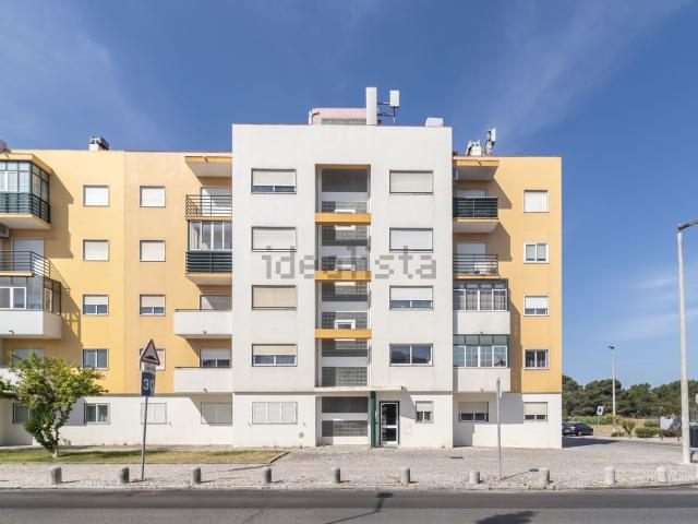 Apartamento venda em Santo António Da Charneca, Setúbal