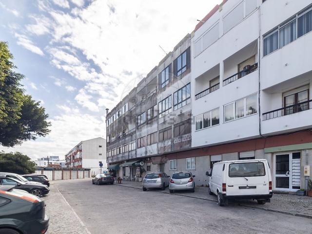 Apartamento venda em Santo António Da Charneca, Setúbal
