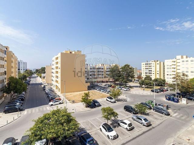 Apartamento venda em Cidade Sol, Santo António Da Charneca