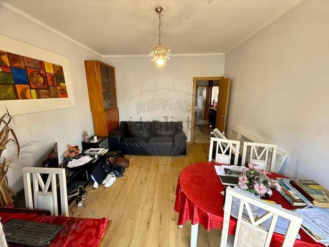 Apartamento venda em Santo António Da Charneca, Setúbal