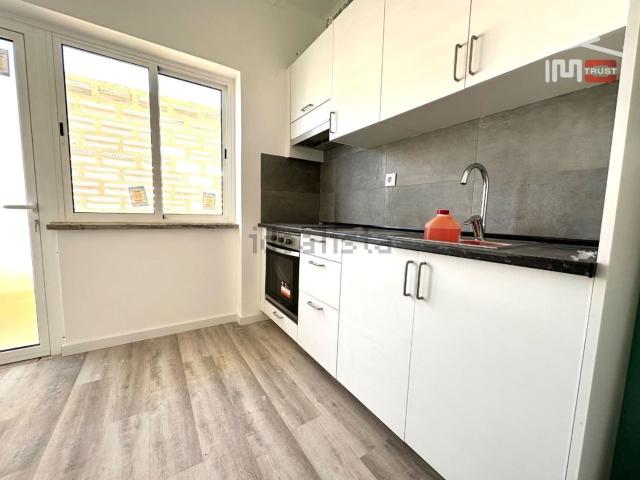 Apartamento venda em Cidade Sol, Santo António Da Charneca