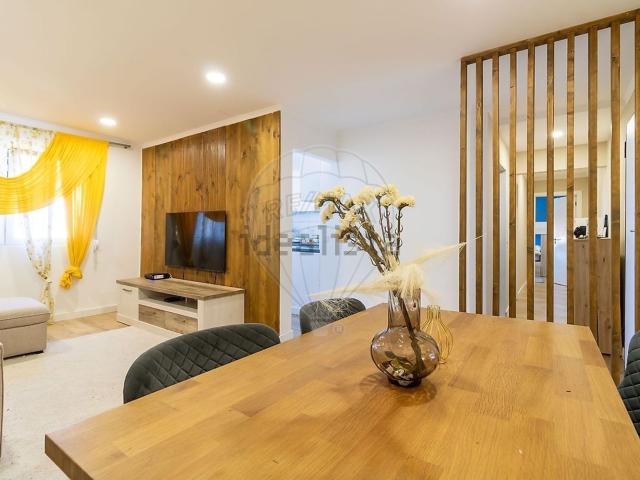 Apartamento venda em Cidade Sol, Santo António Da Charneca