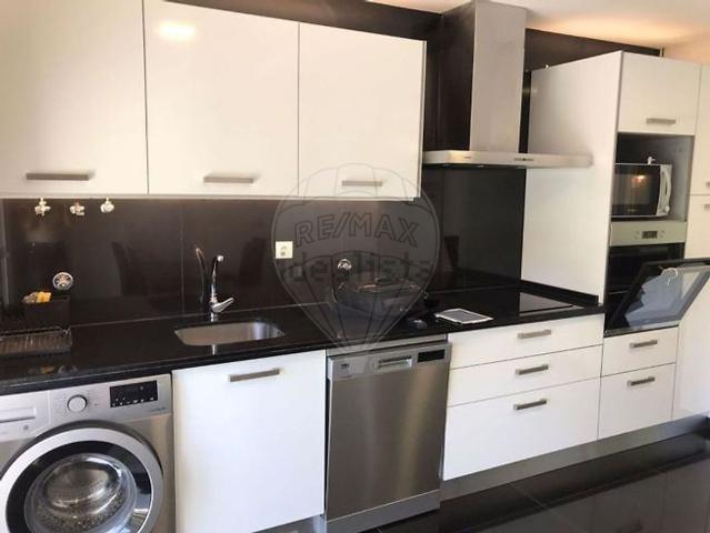 Apartamento alugar em Fonte do Feto, Santo António Da Charneca