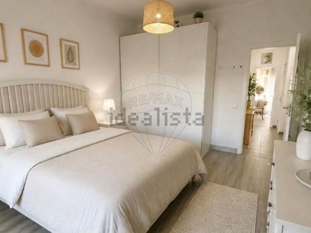 Apartamento venda em Santo António Da Charneca, Setúbal