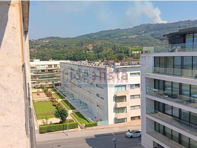 Apartamento venda em Santo Tirso, Porto
