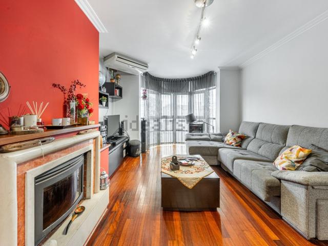 Apartamento venda em Santo Tirso, Porto