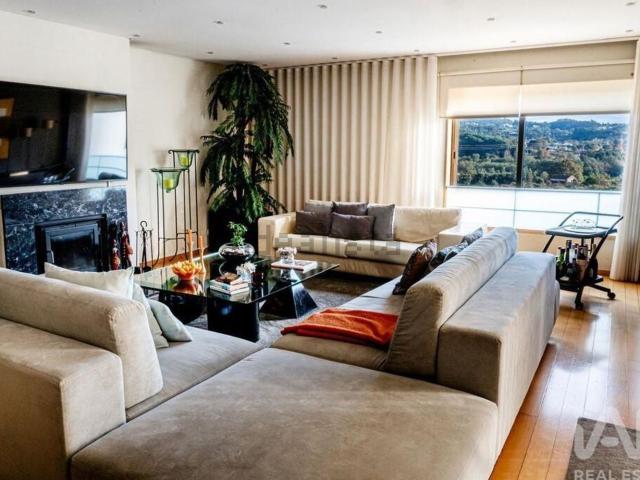 Apartamento venda em Santo Tirso, Porto