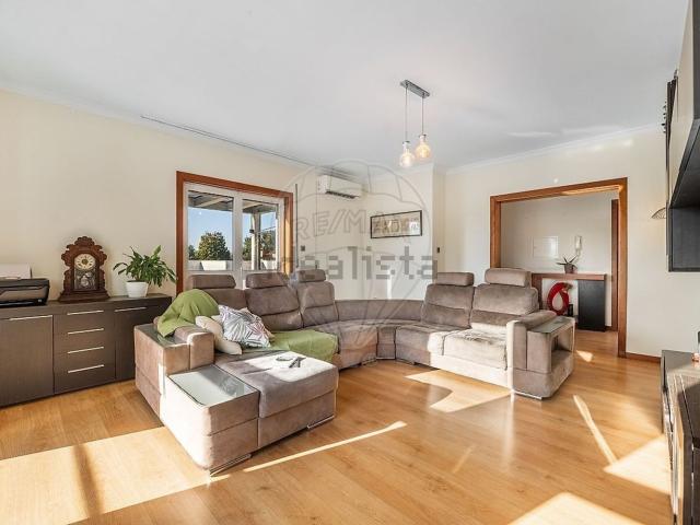 Apartamento venda em Agrinha, Vila Nova de Famalicão