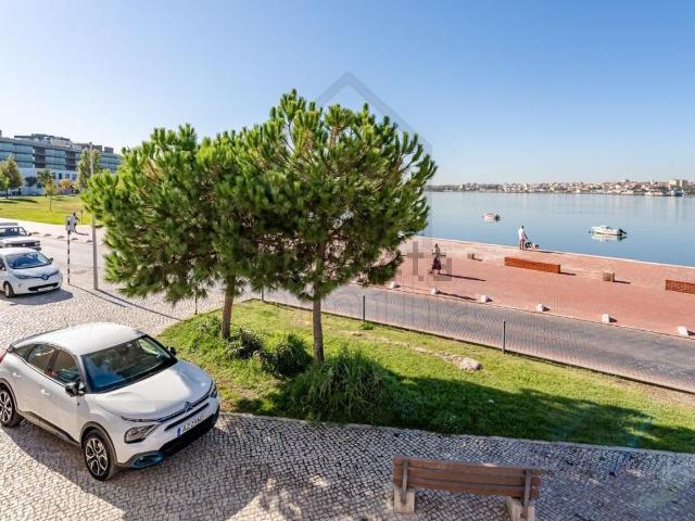 Apartamento venda em Seixal, Setúbal