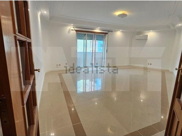 Apartamento venda em Seixal, Corroios