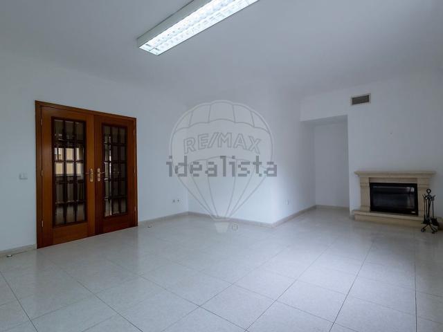 Apartamento alugar em Seixal, Setúbal