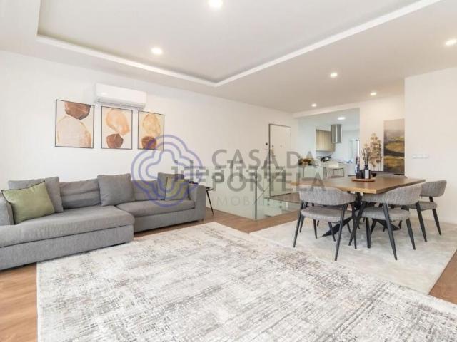 Duplex venda em Seixal, Setúbal