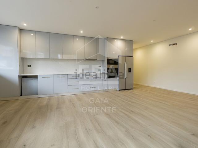 Apartamento venda em Vila Nova De Gaia, Porto