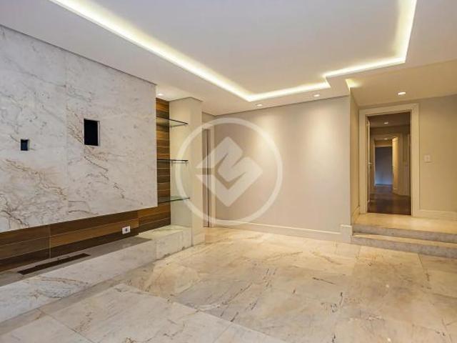 Apartamento venda em Água Verde, Curitiba