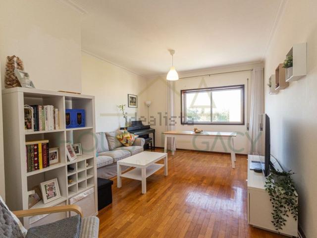 Apartamento alugar em Senhora da Penha, Porto