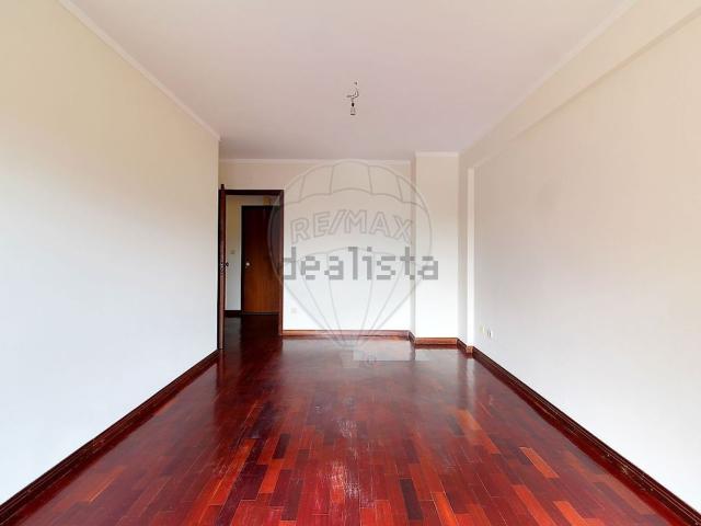 Apartamento alugar em Árvore Grossa, Porto