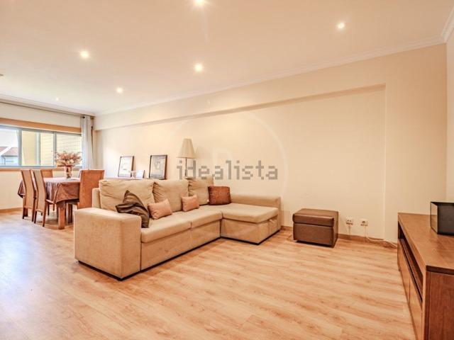 Apartamento alugar em Árvore Grossa, Porto