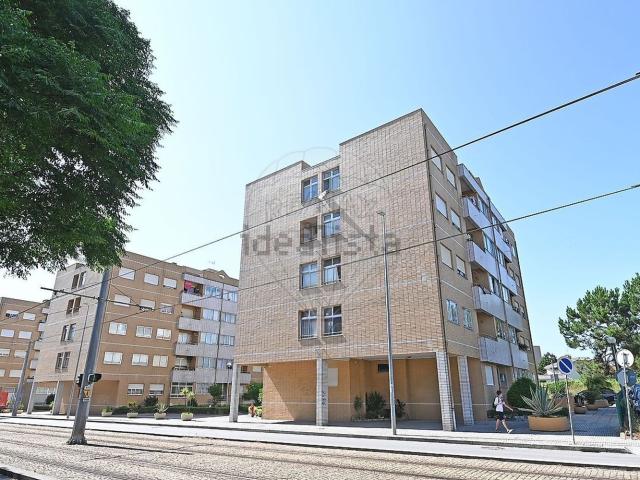Apartamento alugar em Árvore Grossa, Porto